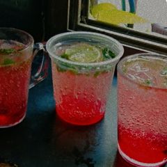 A picture of Roohafza Mojito.