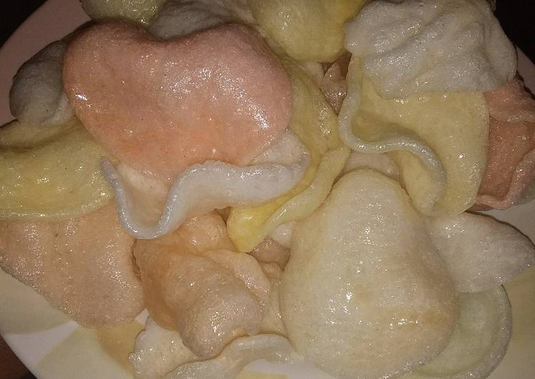 Simple Way to Make Homemade Colorful prawn crackers