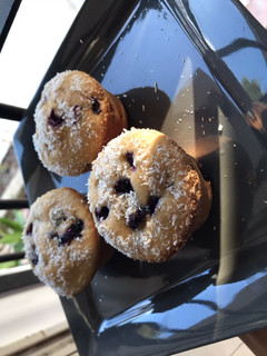 Una foto de Muffins integrales con arándanos