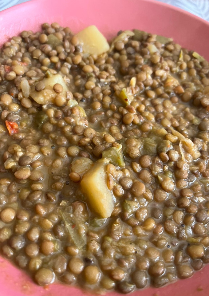 Una foto de Lentejas con verdura en Mambo