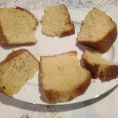 Buttercake with lemon A picture of Buttercake with lemon.