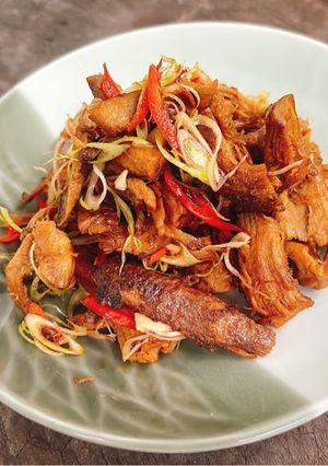 Hình của món Chân nấm xào sả ớt.