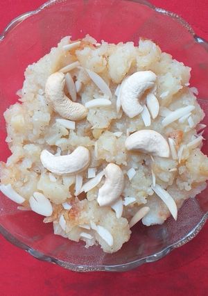उबला आलू का हलवा (Ubla aloo ka halwa recipe in hindi) रेसिपी मुख्य फोटो