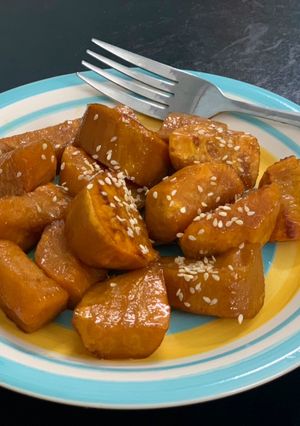 Hình của món Khoai lang nhào mật ong 🍯.