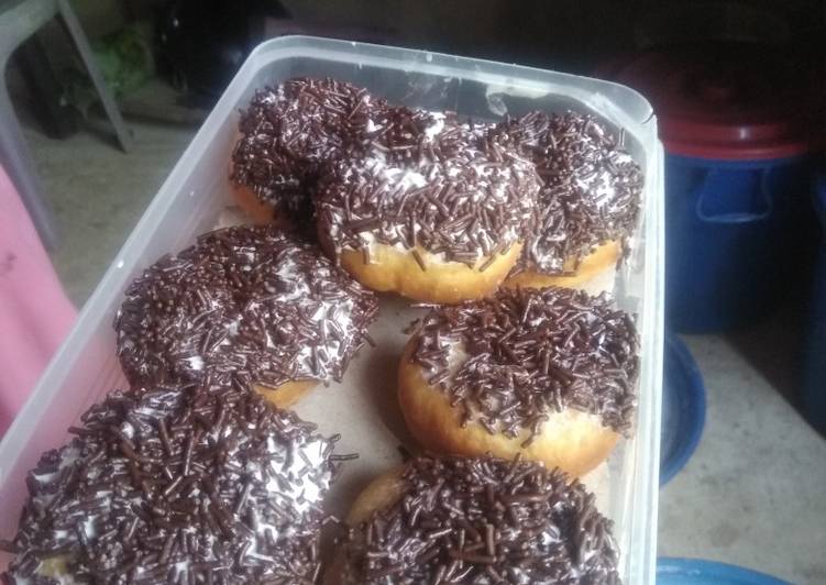 Cara Mudah Menyiapkan Yummy Donat kentang super lembut