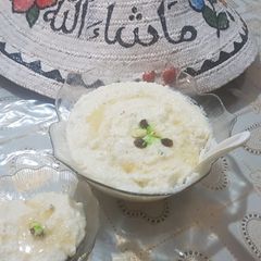 A picture of Milky rice pudding.