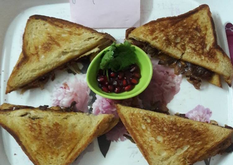 Recipe: Perfect Chinese Flavoured Veggies Sandwiches
