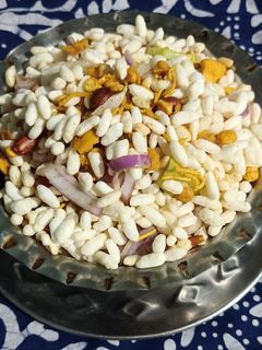 মশলা মুড়ি (mashla muri recipe in Bengali) রেসিপির প্রধান ছবি