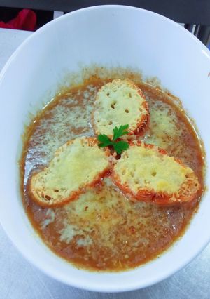 Una foto de Sopa de cebolla