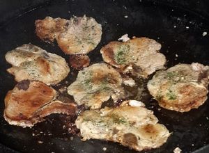 Chuletas de cerdo al disco Una foto de Chuletas de cerdo al disco