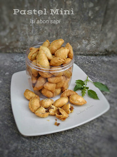 Foto resep Pastel Mini Isi Abon Sapi