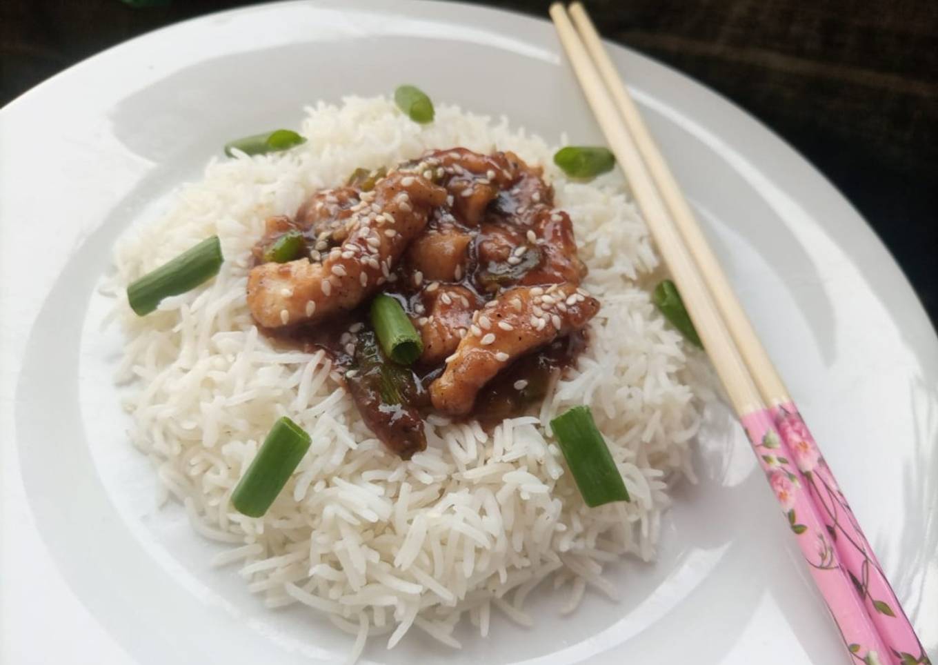 Mongolian chicken gravy with rice