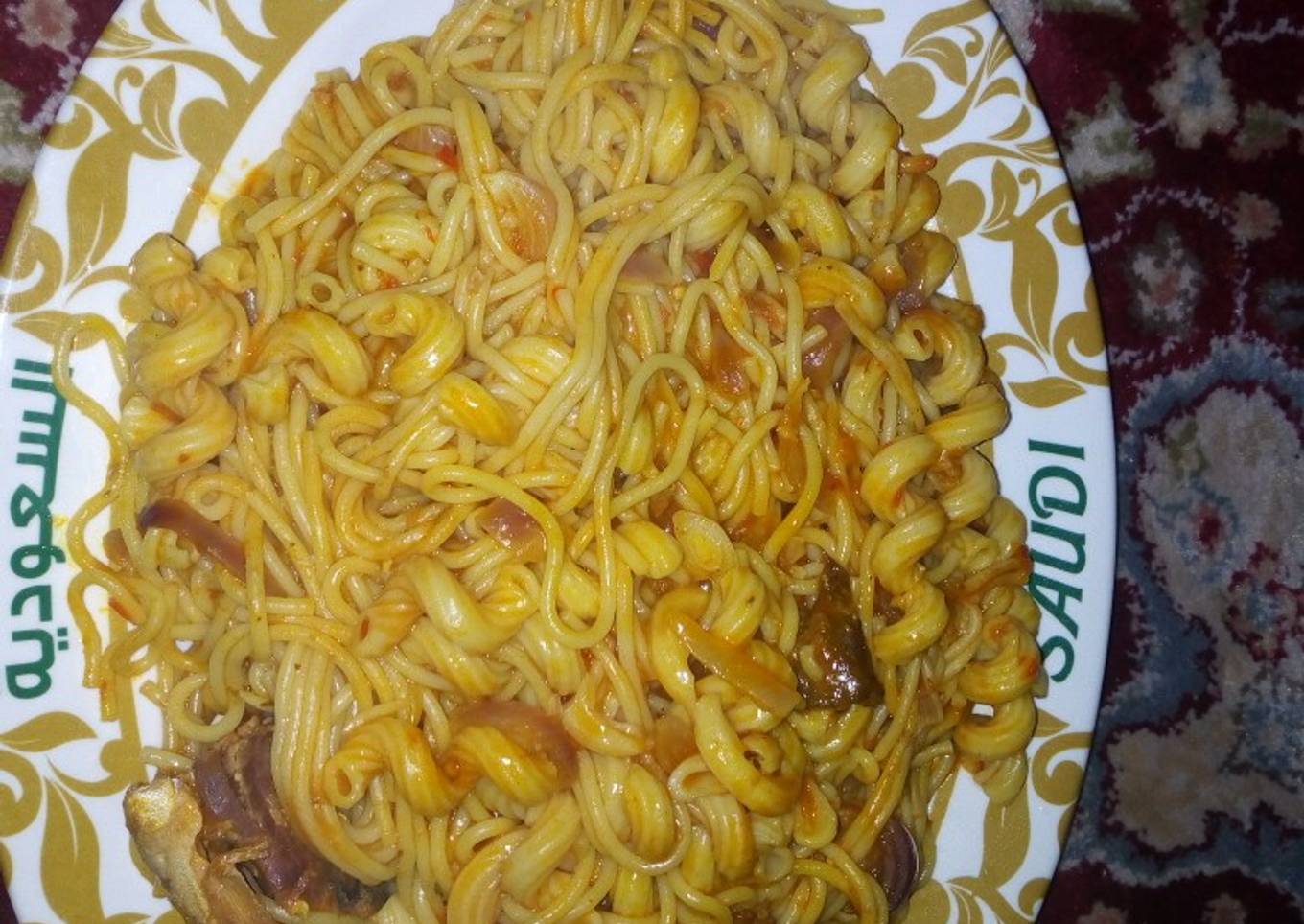 Jollof spag and mac