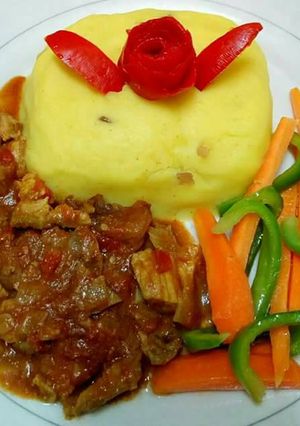 A picture of Beef stew.