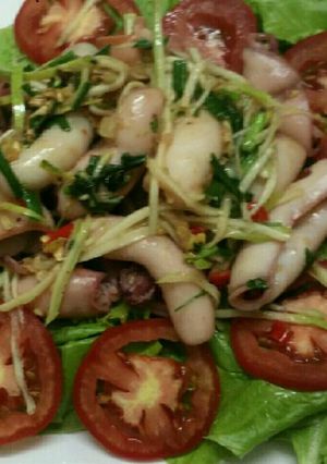 Hình của món Salad mực xào.