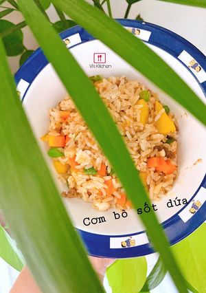 Hình của món Cơm bò sốt dứa.