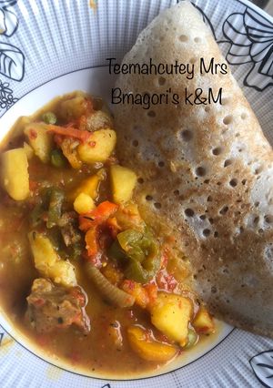 A picture of Sinasir with potato veggies.