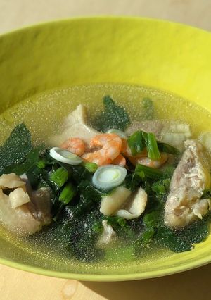 Hình của món Canh mồng tơi đủ thứ cho bữa trưa vui vẻ.