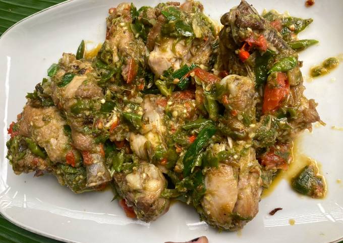 Ayam cabe hijau