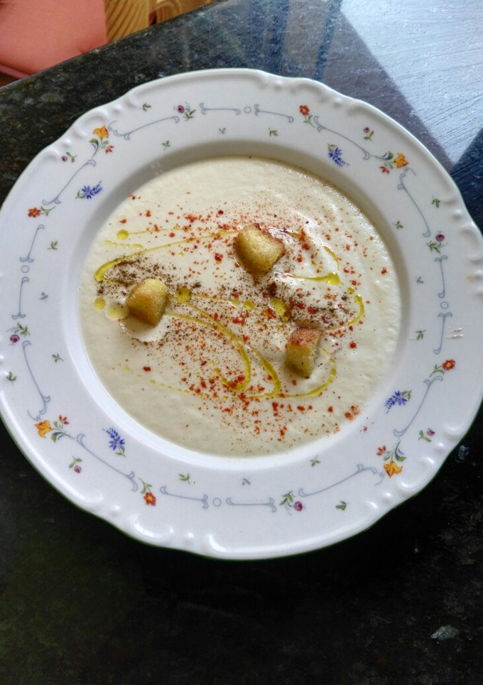 Una foto de Crema Blanca