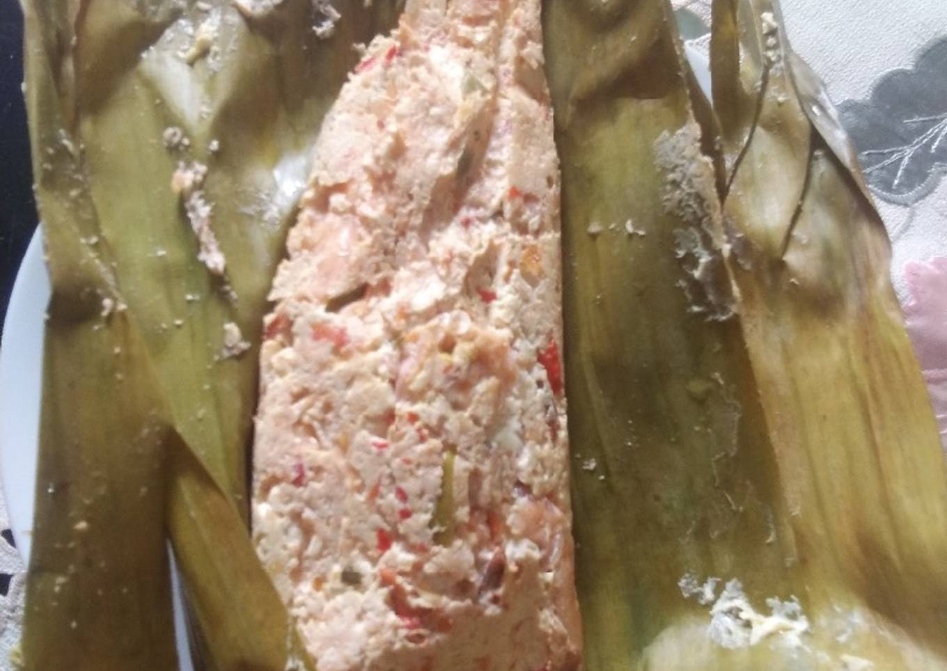 Brengkes (pepes) tahu udang