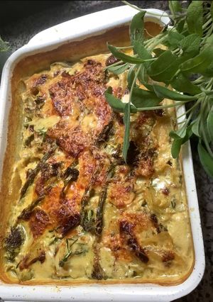 Une photo de 🥬Gratin printanier 🥒 🥦🌶️légumes 🧅de saison 🧀