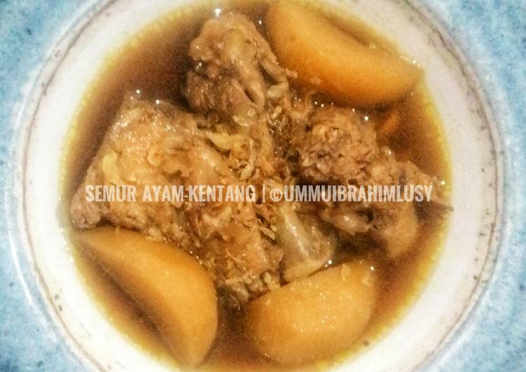 Semur Ayam-Kentang