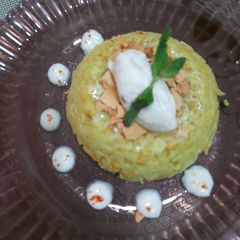 A picture of Chana dal khichdi.