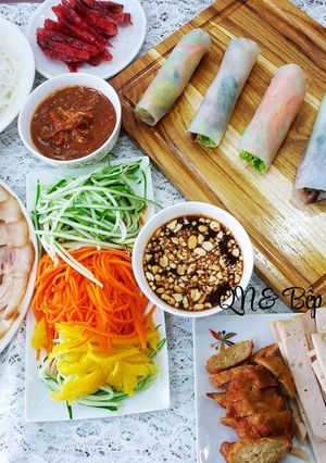 Hình của món Cuốn thập cẩm.