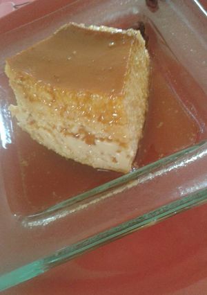 A picture of Flan Napolitano.