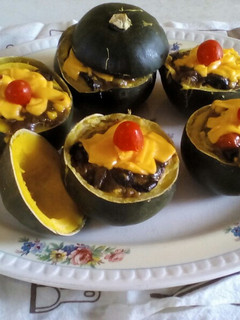 A picture of Stuffed Gem Squashes.