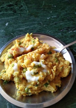 A picture of रवा उपमा.