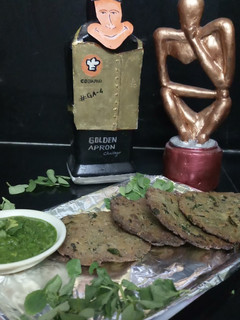 મેથીના ઢેબરા (Methi Dhebra Recipe in Gujarati) રેસીપી મુખ્ય ફોટો
