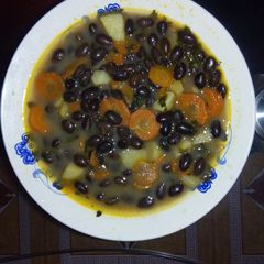 A picture of Hyacinth beans (Njahi) stew.