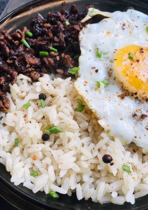 A picture of Chicken Stock Rice Pilaf.