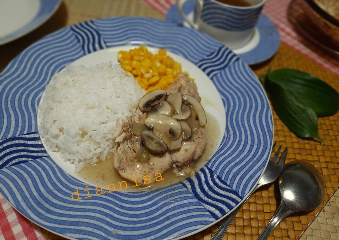 Ayam panggang saus jamur