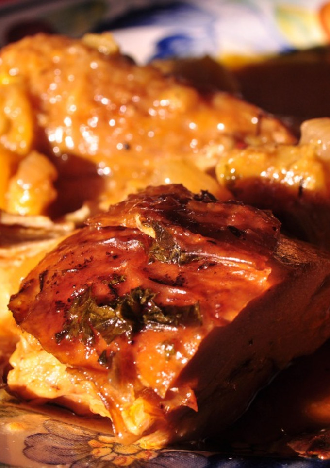 Una foto de Pollo asado estilo criollo