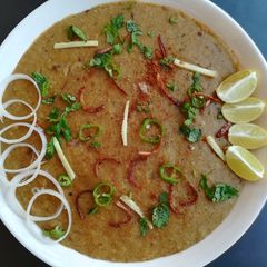 A picture of Mutton Haleem / Daleem.