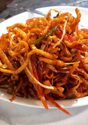 A picture of Crispy Chinese Bhel.