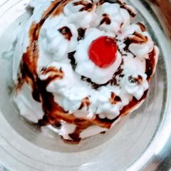 A picture of Mini Delight cake Eggless bakeless 🎂🍰🍧.