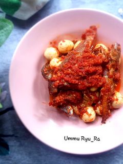 Foto resep Ikan asin telur puyuh balado
