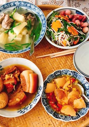 Hình của món Cơm gia đình.