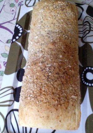 Una foto de Pan lactal con avena y chía