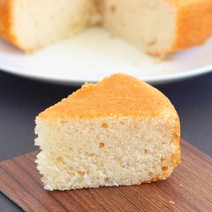 A picture of Eggless Vanilla Sponge Cake (with step by step photos).