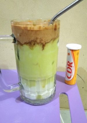 Foto resep Dalgona Susu Alpukat