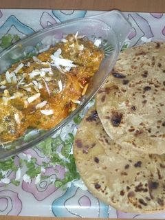 ભરેલું રીંગણાં નું શાક (Bharelu Ringan Shak Recipe In Gujarati) રેસીપી મુખ્ય ફોટો