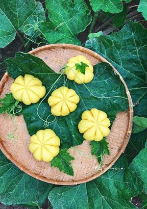 Hình của món Bánh bao bí đỏ.