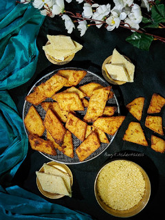 A picture of Chandrakanti Pitha / Yellow lentil pancake.