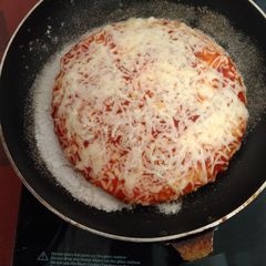 A picture of Papa ka pizza.