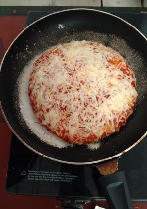 A picture of Papa ka pizza.